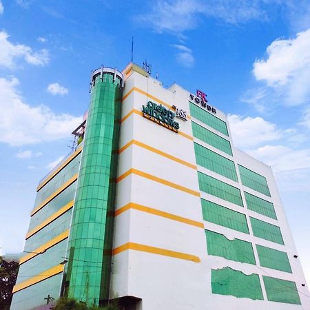Greenwindows Hotel Davao City Eksteriør billede