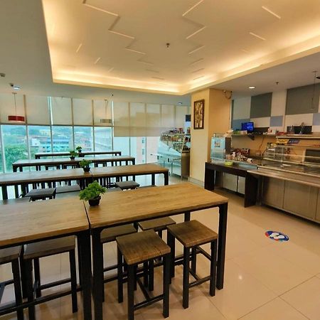 Greenwindows Hotel Davao City Eksteriør billede